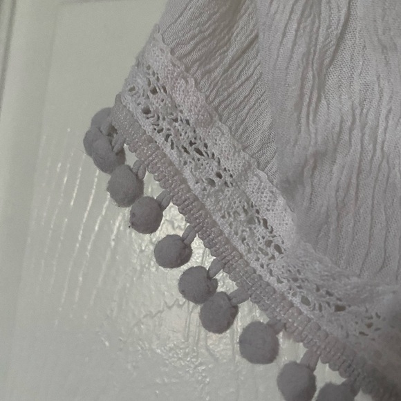 Crop top! - Picture 3 of 3